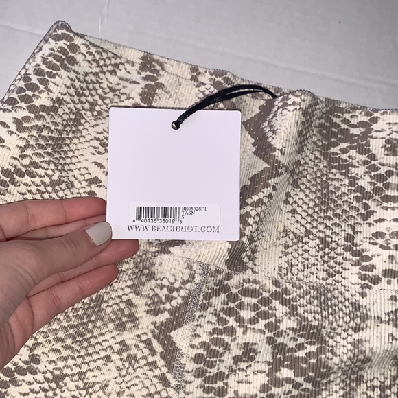 Beach Riot | Snake Print Athletic Workout Shorts Small - Picture 4 of 6